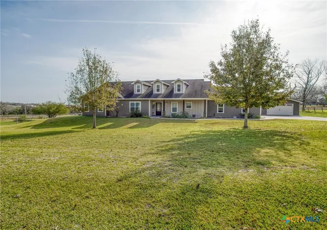 Photo 2 of Sale Pending at 205 S Ave D, Shiner, TX 77984 | MLS# 601060 | Listing updated on 2026-09-03