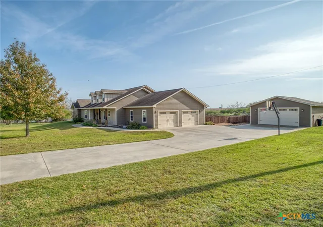 Photo 2 of Sale Pending at 205 S Ave D, Shiner, TX 77984 | MLS# 601060 | Listing updated on 2026-09-03
