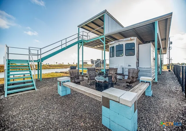Photo 2 of Land for sale at 305 Zimmerman Rd, Port Lavaca, TX 77979 | MLS# 601139 | Listing updated on 2026-08-05