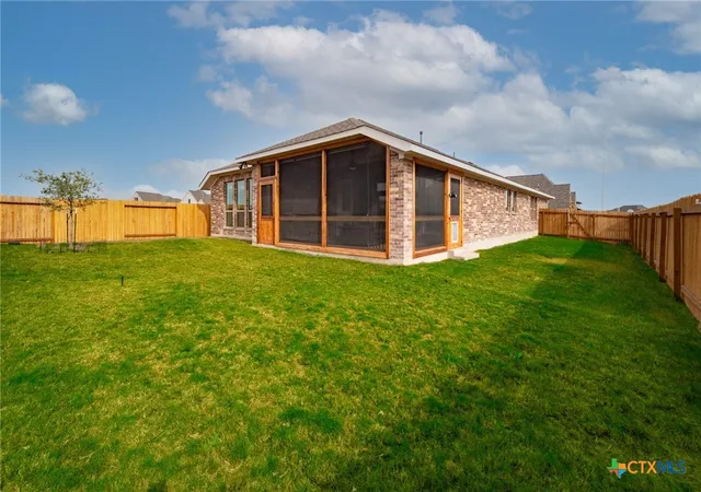 Photo 3 of Single family home for sale at 2900 Flaxen Way, Seguin, TX 78155 | MLS# 601102 | Listing updated on 2026-09-04