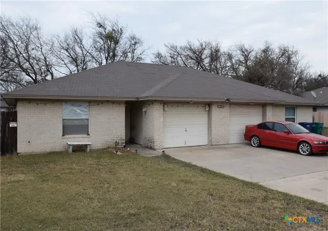 Townhouse for sale at 1008 W Ave B, Copperas Cove, TX 76522 | MLS# 601176