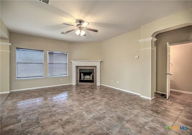 Photo 4 of Single family home for sale at 209 Crowfoot Dr, Harker Heights, TX 76548 | MLS# 601443 | Listing updated on 2026-08-24