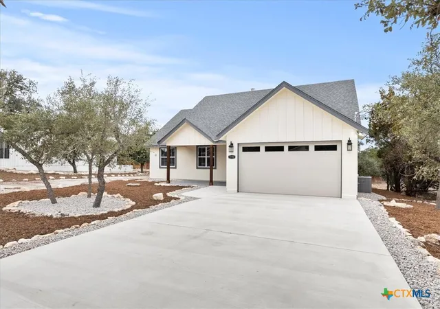 Photo 3 of Single family home for sale at 1190 Fernwood Rd, Fischer, TX 78623 | MLS# 602028 | Listing updated on 2026-09-13