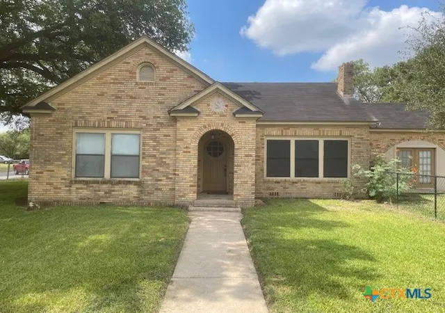Photo 1 of Condo for sale at 613 E Broadway St #5, Cuero, TX 77954 | MLS# 600929 | Listing updated on 2026-09-02