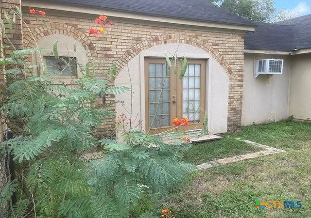 Photo 3 of Condo for sale at 613 E Broadway St #5, Cuero, TX 77954 | MLS# 600929 | Listing updated on 2026-09-02