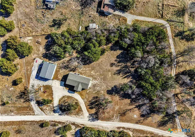 Photo 2 of Manufactured home for sale at 300 Private Rd 3221, Kempner, TX 76539 | MLS# 602418 | Listing updated on 2026-09-15