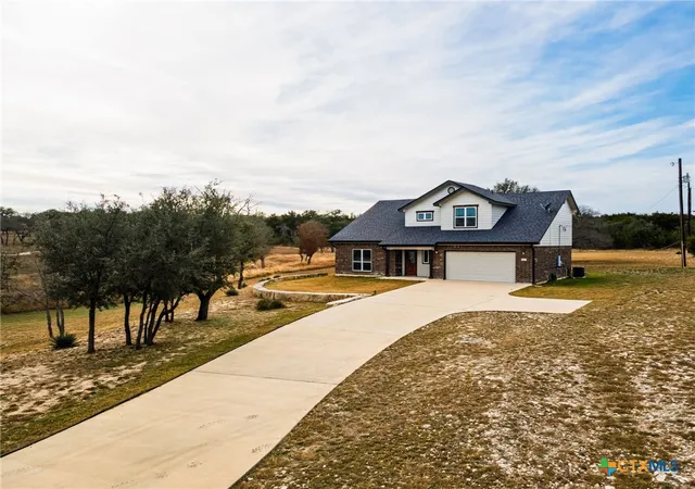 Photo 1 of Single family home for sale at 320 Sunrise Hills, Lampasas, TX 76550 | MLS# 601796 | Listing updated on 2026-07-01
