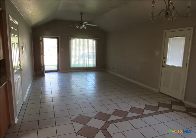 Listing Photo 4 - Condo for sale in building located at 4604 Pennington Ave, Killeen, TX 76549 - Unit #2