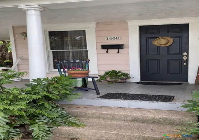 Photo 2 of Sale Pending at 1408 Bridge St, Gatesville, TX 76528 | MLS# 602716 | Listing updated on 2026-08-04