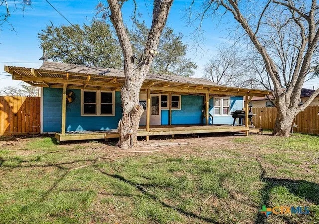 Photo 20 of Single family home for sale at 1510 N Avenue, Shiner, TX 77984 | MLS# 602723 | Listing updated on 2026-08-22