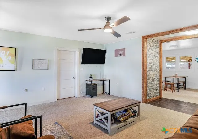 Photo 3 of Single family home for sale at 1510 N Avenue, Shiner, TX 77984 | MLS# 602723 | Listing updated on 2026-09-18