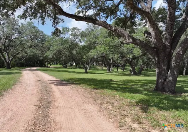 Photo 3 of Single family home for sale at 17901 S 87 North, Victoria, TX 77904 | MLS# 603112 | Listing updated on 2026-08-04