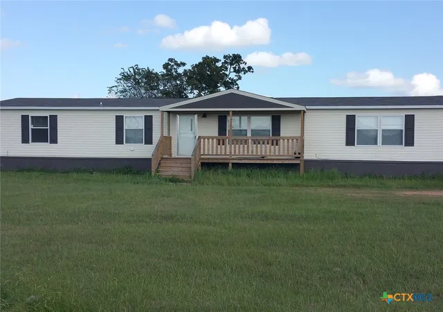 Photo 16 of Sale Pending at 422 W Oaks, Victoria, TX 77905 | MLS# 603285 | Listing updated on 2026-09-10