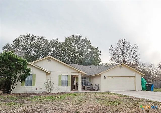 Photo 1 of Single family home for sale at 1551 Willow Crk Rd, Seguin, TX 78155 | MLS# 603264 | Listing updated on 2026-09-29