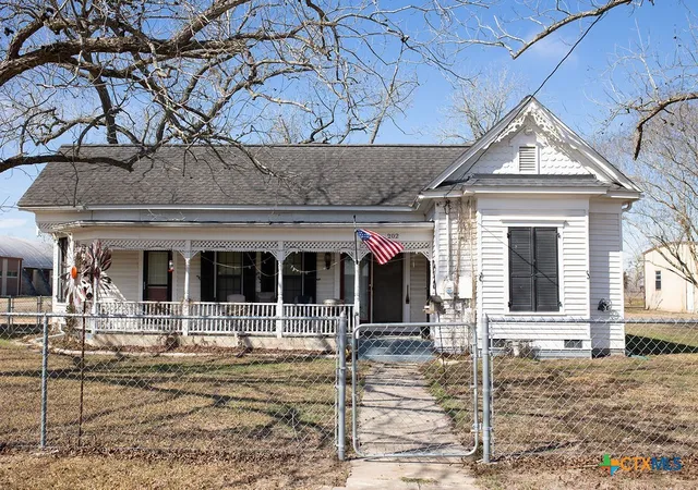 Photo 1 of Sale Pending at 202 East 4th St, Nordheim, TX 78141 | MLS# 602789 | Listing updated on 2026-09-08