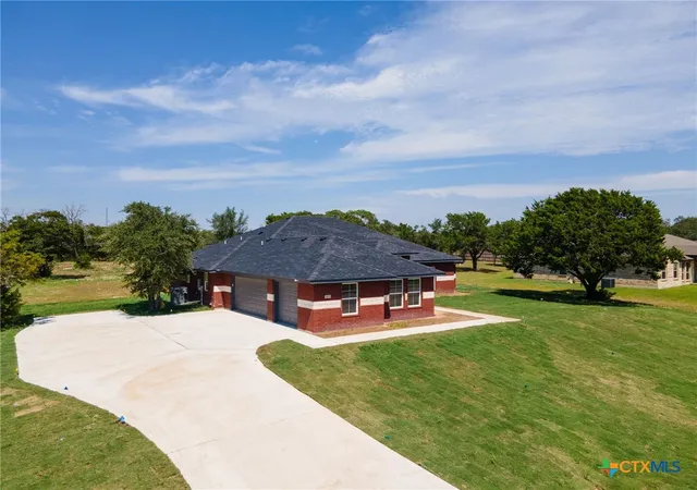 Photo 2 of Single family home for sale at 3025 Millhouse Rd, Copperas Cove, TX 76522 | MLS# 603360 | Listing updated on 2026-09-10