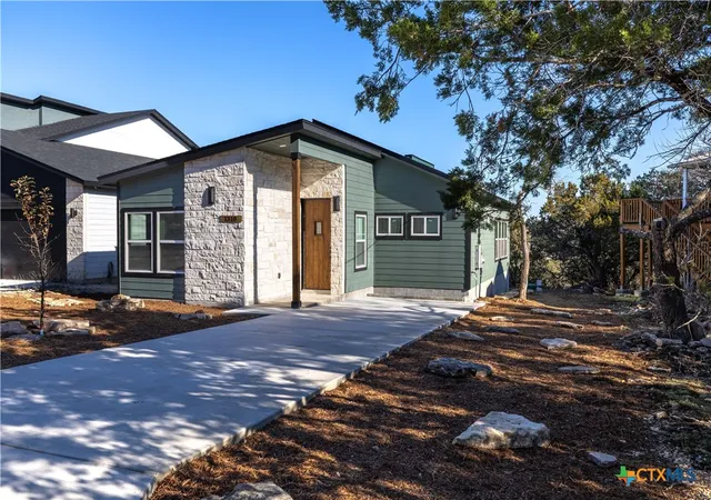 Photo 2 of Sale Pending at 1310 Mountain Top Loop, Canyon Lake, TX 78133 | MLS# 603409 | Listing updated on 2026-08-28