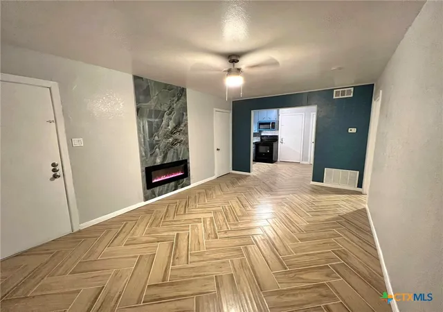 Photo 2 of Sale Pending at 805 Sissom Rd, Killeen, TX 76541 | MLS# 603857 | Listing updated on 2026-08-26