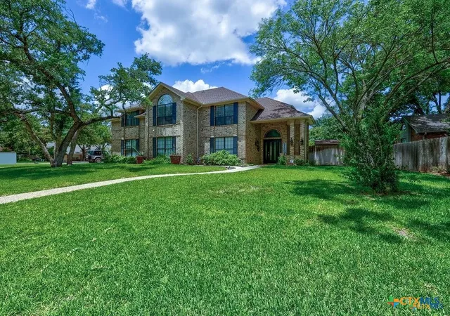 Photo 3 of Single family home for sale at 3006 Stratford Dr, Temple, TX 76502 | MLS# 603015 | Listing updated on 2026-08-31