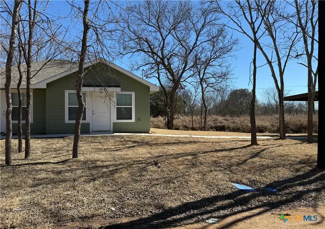 Photo 2 of Multi family home for sale at 1704 E 3rd Street, Lampasas, TX 76550 | MLS# 603736 | Listing updated on 2026-08-12
