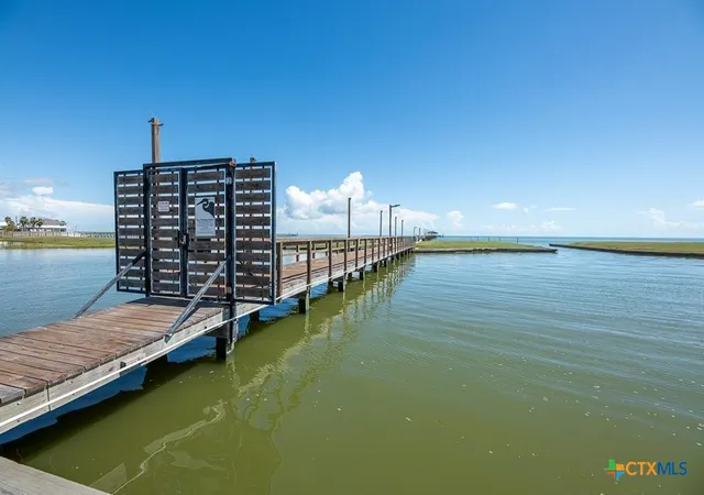 Listing Photo 2 - Condo for sale in building located at 2003 N Fulton Bch Rd, Rockport, TX 78382 - Unit #22