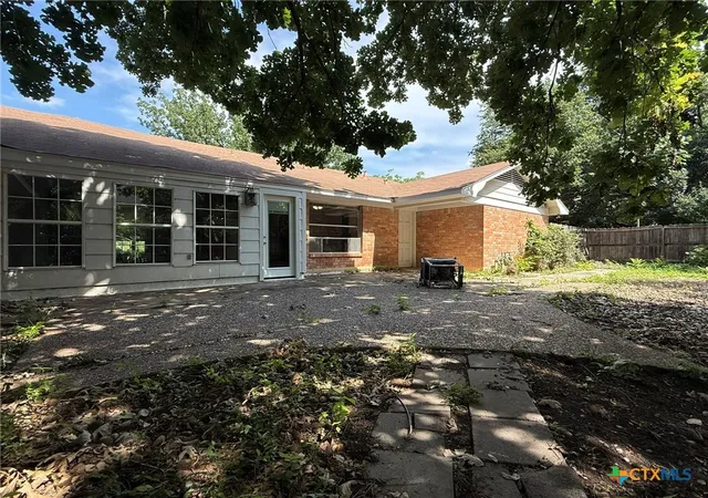 Photo 3 of Single family home for sale at 401 Dakota Dr, Temple, TX 76504 | MLS# 604752 | Listing updated on 2026-09-28