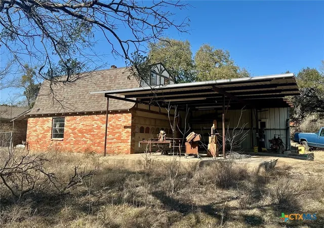 Photo 3 of House for sale at 1950 County Rd 299, Gatesville, TX 76528 | MLS# 604735 | Listing updated on 2026-08-10