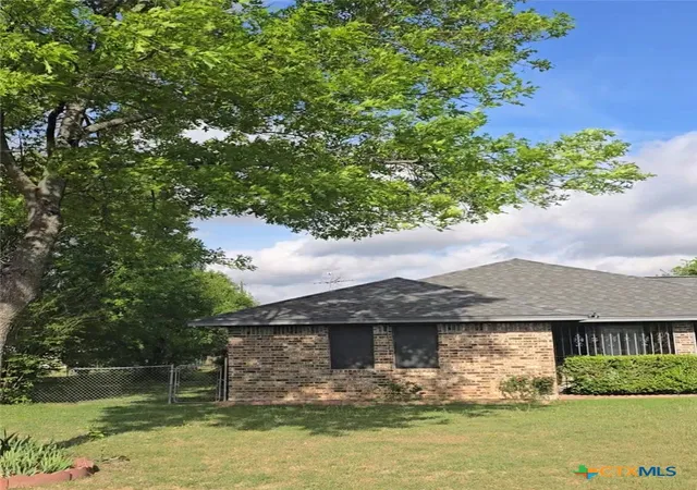Photo 2 of Single family home for sale at 6515 Rein Dr, Killeen, TX 76542 | MLS# 604849 | Listing updated on 2026-09-02