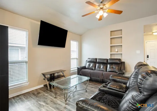 Photo 4 of Single family home for sale at 2328 Bellmont, Temple, TX 76504 | MLS# 604775 | Listing updated on 2026-10-02