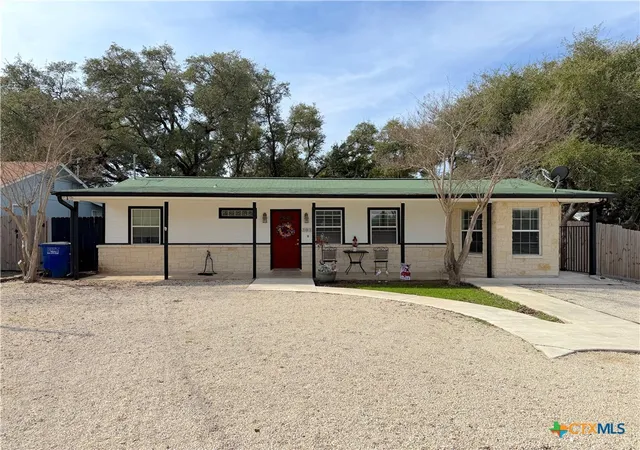Photo 2 of Single family home for sale at 301 Cyn Edge, Canyon Lake, TX 78133 | MLS# 604928 | Listing updated on 2026-09-04