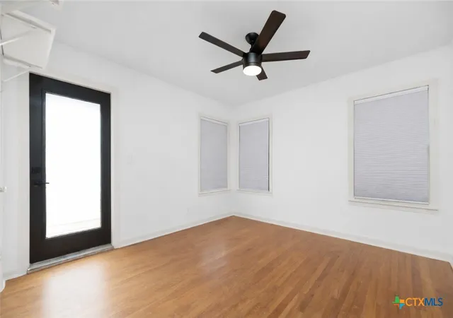 Photo 4 of Single family home for sale at 1345 Lee St, New Braunfels, TX 78130 | MLS# 605198 | Listing updated on 2026-08-28