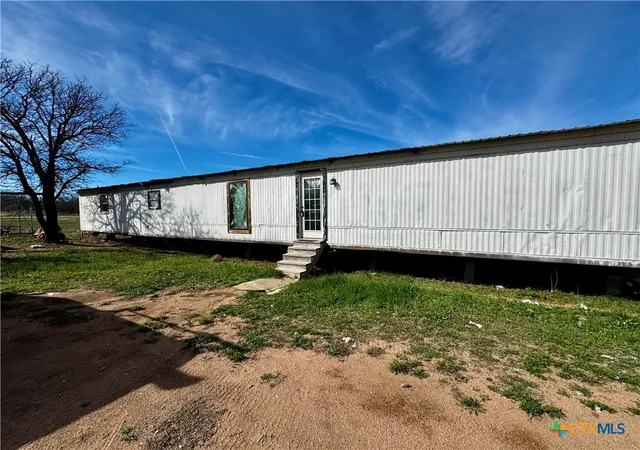 Manufactured home for sale at 625 Houston St, Kingsland, TX 78639 | MLS# 605247