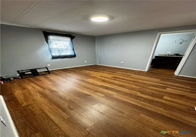 Photo 3 of Manufactured home for sale at 625 Houston St, Kingsland, TX 78639 | MLS# 605247 | Listing updated on 2026-09-03