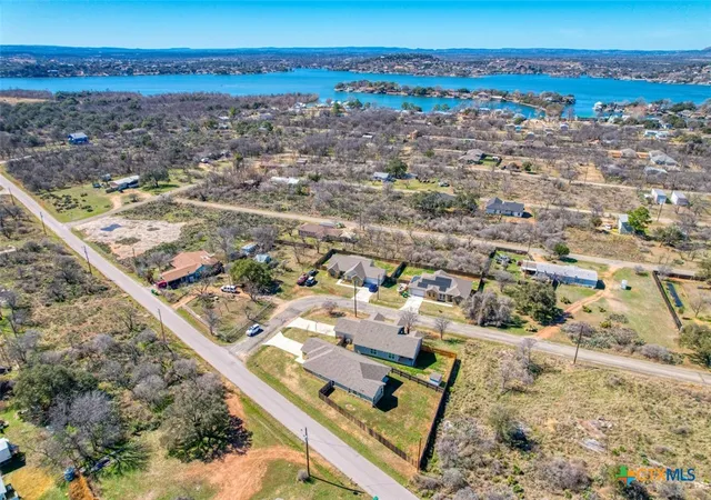 Photo 3 of Single family home for sale at 1516 Stonecrest Dr, Granite Shoals, TX 78654 | MLS# 605465 | Listing updated on 2026-08-24