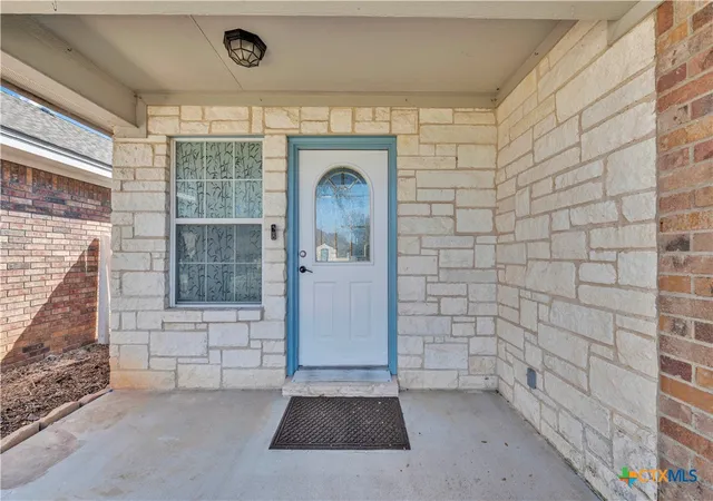 Photo 2 of Single family home for sale at 131 Gehler Cir, Nolanville, TX 76559 | MLS# 605737 | Listing updated on 2026-08-19