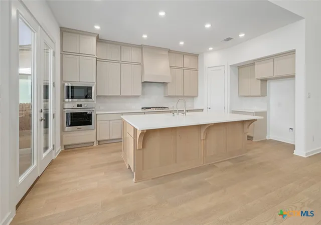 Photo 3 of Single family home for sale at 511 Tricia Ct, Liberty Hill, TX 78642 | MLS# 605776 | Listing updated on 2026-09-14