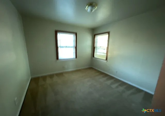Listing Photo 5 - Condo for sale in building located at 1502 Massey St, Killeen, TX 76543