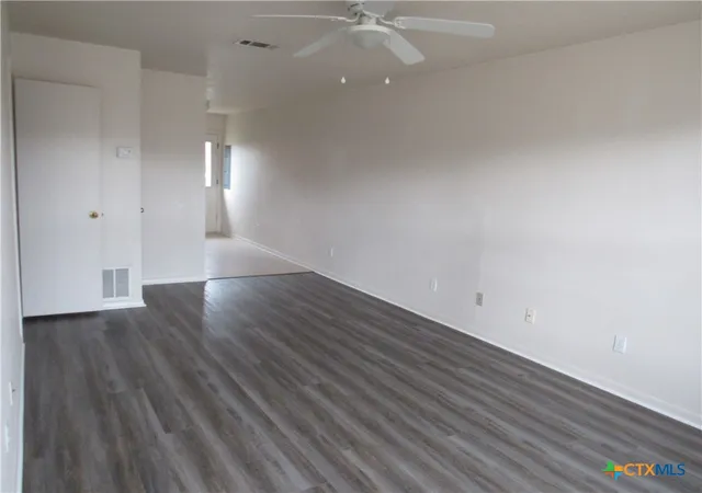 Photo 1 of House for sale at 2811 Cantabrian Dr, Killeen, TX 76542 | MLS# 605831 | Listing updated on 2026-09-16
