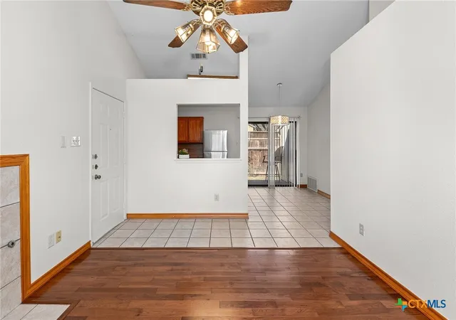 Listing Photo 3 - Condo for sale in building located at 11821 Bittern Holw, Austin, TX 78758 - Unit #12