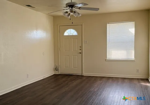 Photo 3 of Single family home for sale at 812 S 2nd Street, Killeen, TX 76541 | MLS# 606214 | Listing updated on 2026-08-24