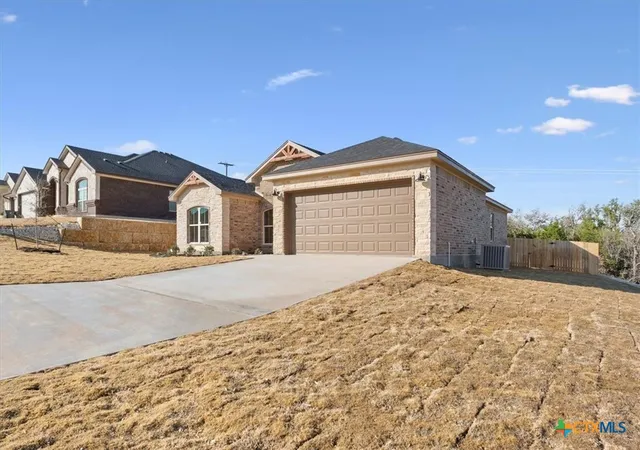 Photo 4 of Single family home for sale at 7801 Platinum Dr, Killeen, TX 76542 | MLS# 606313 | Listing updated on 2026-09-12