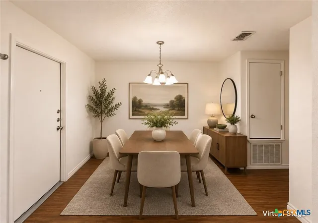 Listing Photo 4 - Condo for sale in building located at 908 Lasso Dr, Killeen, TX 76543