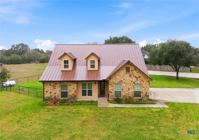 Photo 1 of Sale Pending at 108 Lakeway Ct, Victoria, TX 77905 | MLS# 606497 | Listing updated on 2026-09-08