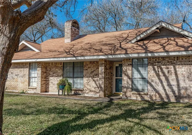Photo 1 of Sale Pending at 540 Royal Rd, Port Lavaca, TX 77979 | MLS# 606424 | Listing updated on 2026-09-03