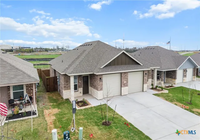 Photo 3 of Multi family home for sale at 1110 Zora Dr, Temple, TX 76504 | MLS# 606600 | Listing updated on 2026-09-11