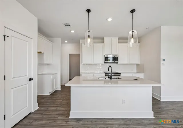 Photo 4 of Sale Pending at 2616 Jack Nora Way, Round Rock, TX 78665 | MLS# 606855 | Listing updated on 2026-09-10