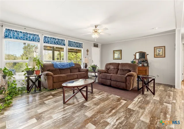 Photo 4 of Manufactured home for sale at 429 Buck Run Pass, Canyon Lake, TX 78133 | MLS# 606961 | Listing updated on 2026-09-07