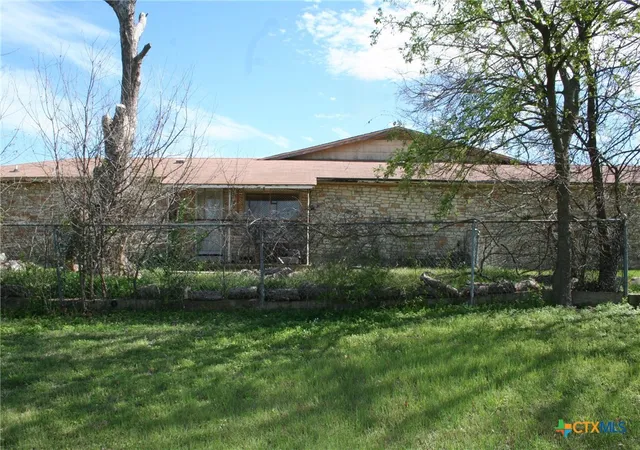 Photo 3 of Single family home for sale at 3402 Little Nolan Rd, Killeen, TX 76542 | MLS# 607030 | Listing updated on 2026-09-15