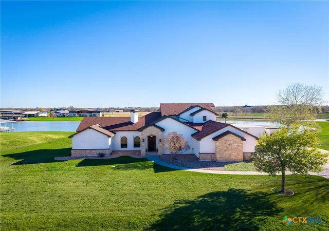 Single family home for sale at 925 River Ranch Cir, Martindale, TX 78655 | MLS# 607472