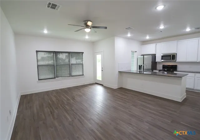 Photo 3 of Townhouse for sale at 1838 1850 Royal Loop, Belton, TX 76513 | MLS# 607621 | Listing updated on 2026-08-21